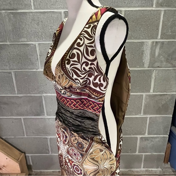 Nicole Miller silk dress. - Picture 9 of 13